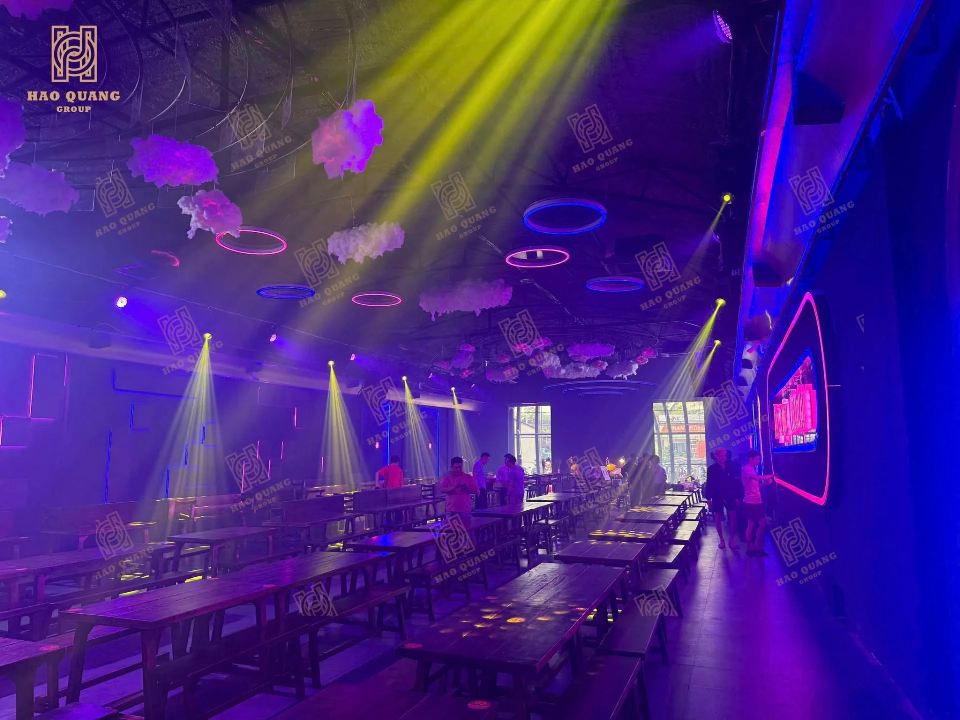 Hoàn thiện hệ thống âm thanh cho DOPAMINE BEER GARDEN Cần Thơ 12 5 1