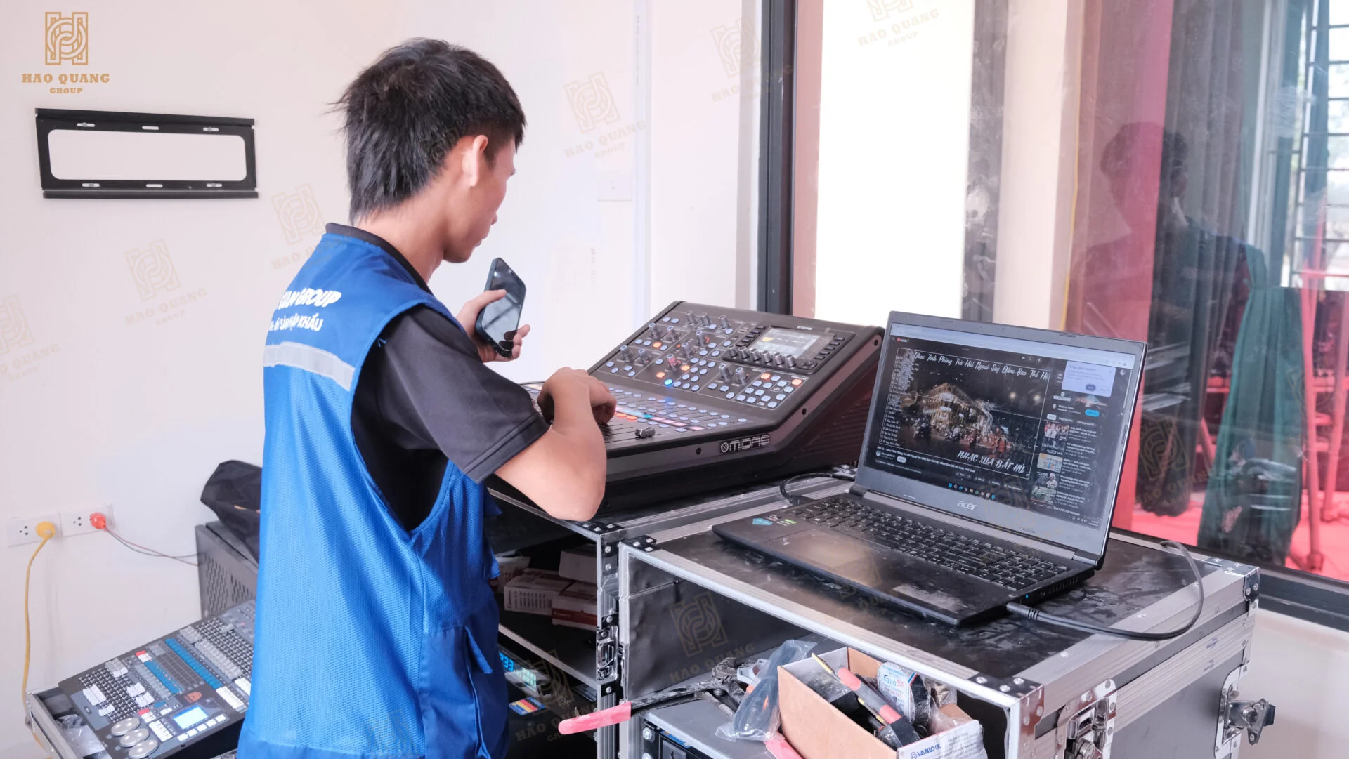 Hào Quang Group hoàn thiện hệ thống Âm thanh - Ánh sáng tại Trung tâm hội nghị Đô Lương, Nghệ An 11 Hao Quang Group hoan thien he thong Am thanh – Anh sang tai Trung tam hoi nghi Do Luong 12