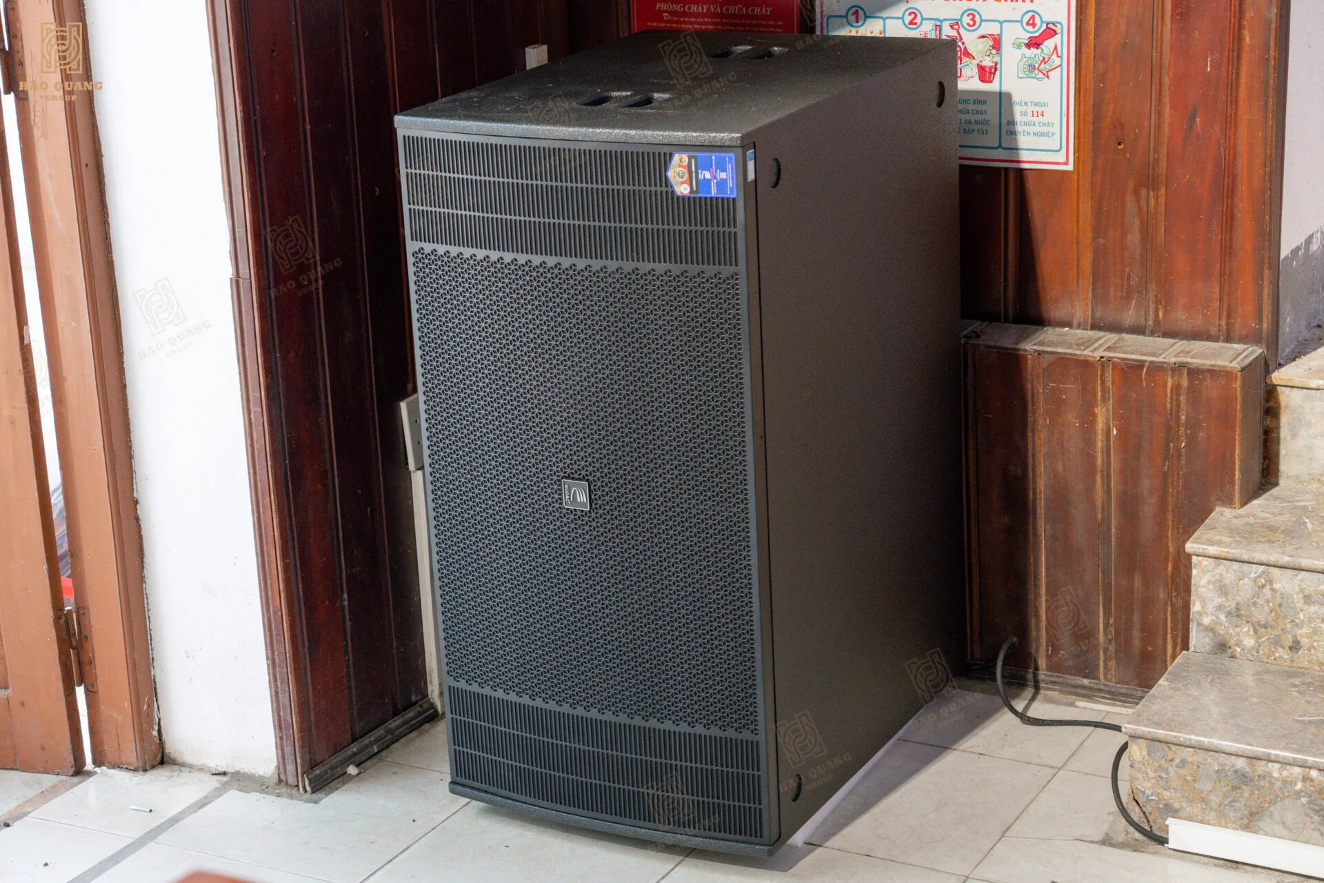 Hào Quang Group hoàn thiện hệ thống âm thanh, ánh sáng hội trường Đại Học Quảng Bình 5 Hao Quang Group hoan thien he thong am thanh anh sang hoi truong Dai Hoc Quang Binh 11