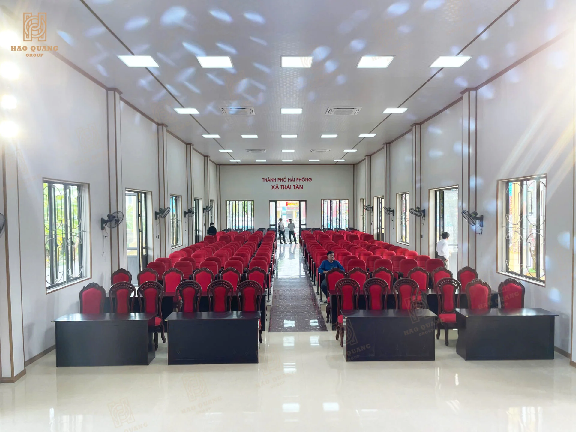 Hào Quang Group hoàn thiện hệ thống âm thanh, ánh sáng hội trường xã Thái Tân - Hải Phòng 16 Hao Quang Group hoan thien he thong am thanh anh sang hoi truong xa Thai Tan Hai Phong 17