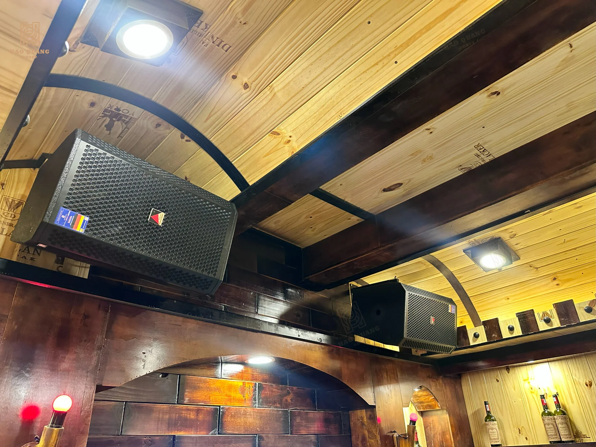 Hào Quang Group hoàn thiện hệ thống âm thanh karaoke phòng VIP tại nhà hàng Thằng Bờm 7 Hao Quang Group hoan thien he thong am thanh karaoke phong VIP tai nha hang Thang Bom 7