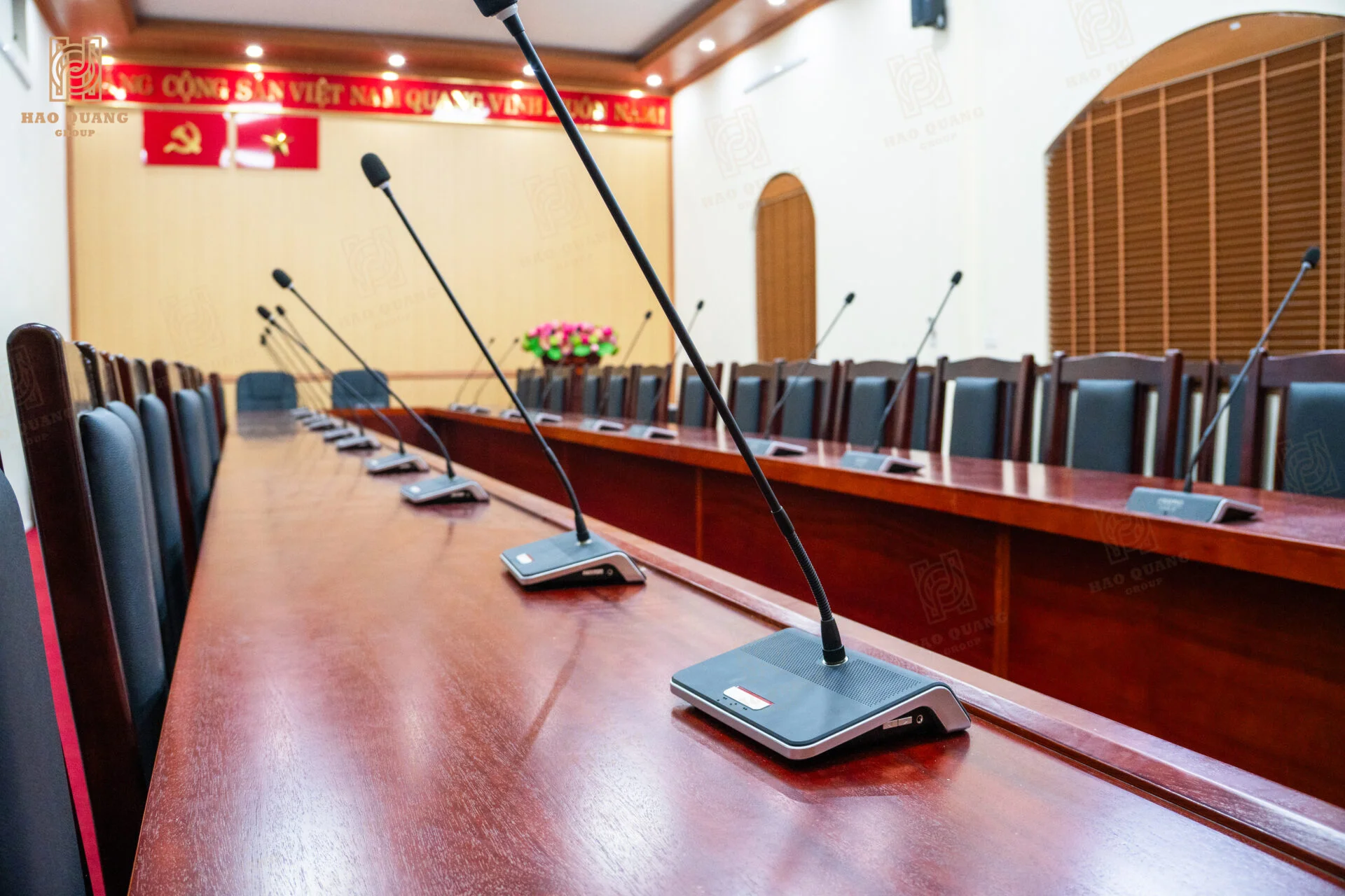 Hào Quang Group hoàn thiện hệ thống âm thanh phòng họp trực tuyến UBND xã Lý Nhân - Hà Nam 6 Hao Quang Group hoan thien he thong am thanh phong hop truc tuyen UBND xa Ly Nhan Ha Nam 7
