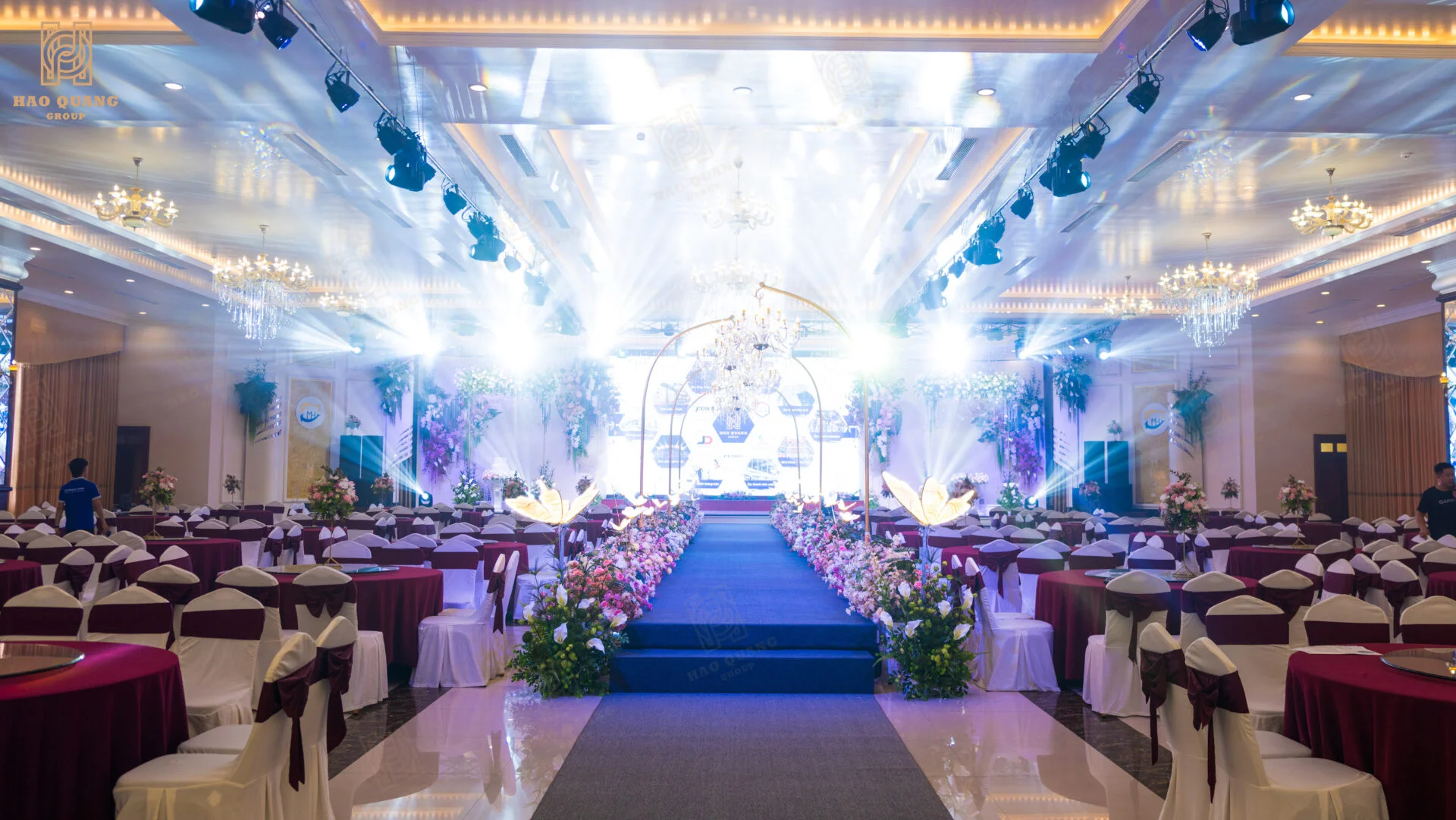 Hào Quang Group hoàn thiện hệ thống ánh sáng tại Trung tâm tiệc cưới Golden Palace - Nam Định 4 Hao Quang Group hoan thien he thong anh sang tai Trung tam tiec cuoi Golden Palace Nam Dinh 6 1