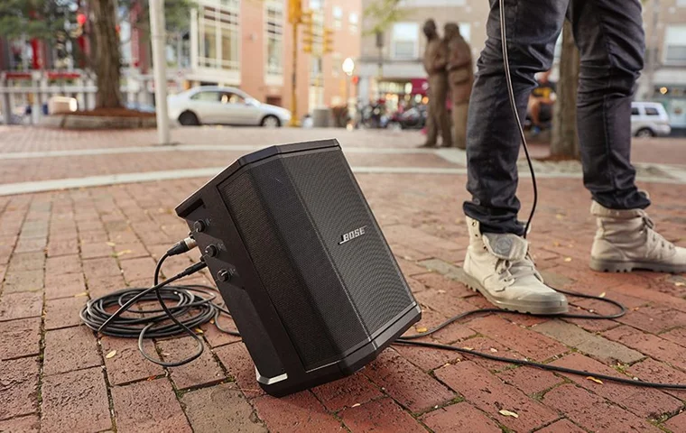 Khám phá 5+ mẫu loa Bluetooth có micro chất lượng, giá tốt nên sở hữu 2 Loa Bluetooth có micro là loại loa có micro được gắn sẵn hoặc đi kèm.