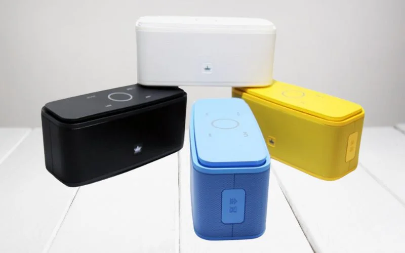Loa Bluetooth cảm ứng – Sự kết hợp hoàn hảo giữa âm thanh và công nghệ 2 Loa Bluetooth cảm ứng KingOne F8 là sự kết hợp hoàn hảo giữa thiết kế hiện đại và chất lượng âm thanh ấn tượng.
