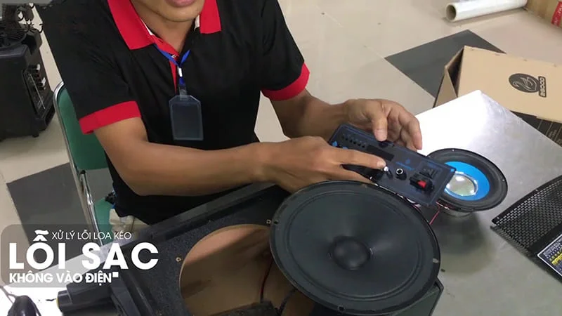 Loa kéo không vào điện chúng sẽ không nhấp nháy đèn báo, không khởi động nguồn, âm thanh không tốt 