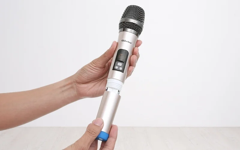 Micro Trung Quốc: Chất lượng ra sao? Top 5 mẫu micro nên trải nghiệm 2 Micro Trung Quốc liệu có đáng để trải nghiệm.