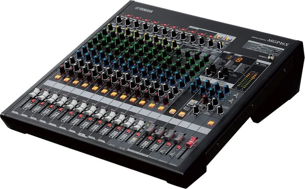 Mixer analog Yamaha MGP16X 1 Mixer analog Yamaha MGP16X