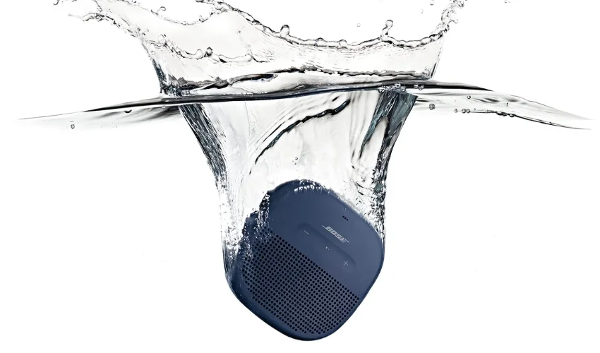 Top 4 Loa Bose Ngoài Trời Chính Hãng, Giá Tốt, Chất Lượng Cao 3 Loa Bose cùng khả năng chống nước mạnh mẽ